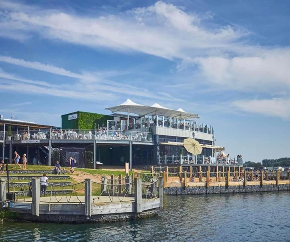 Hot Tub Breaks At 35 Merlin Point Tattershall Hotel Exterior photo